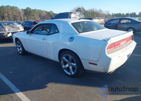 2011 Dodge Challenger R/T from USA, damaged, VIN 2B3CJ5DT8BH575555